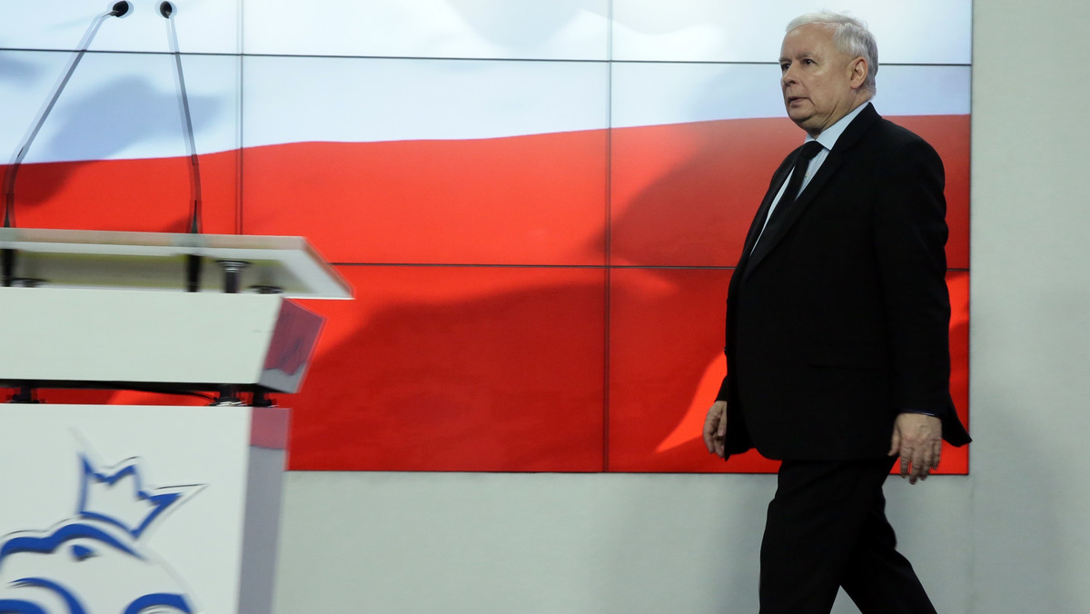 Prezes PiS Jarosław Kaczyński przekonywał, że po szykowanej przez PiS reformie sądownictwa, polskie sądy będą bardziej obiektywne, bardziej sprawiedliwe, będą pracować szybciej i nie angażować się w spory polityczne.