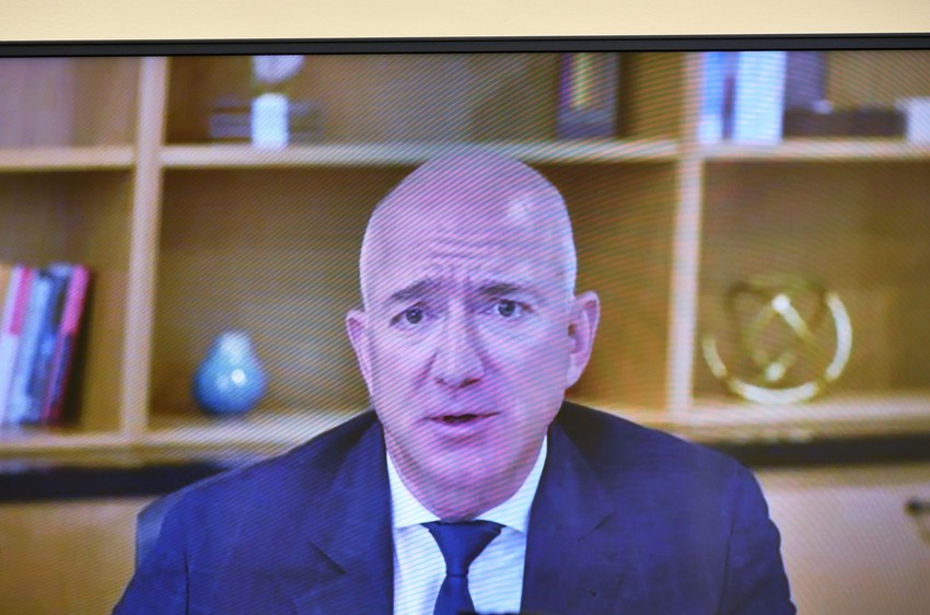 Bezos svedoči pred Pravosudnim komitetom u julu 2020.