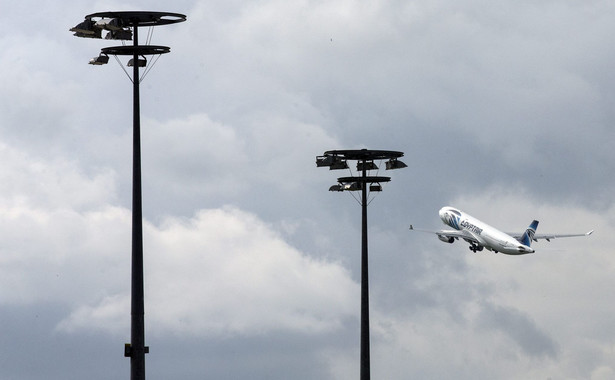 Francuskie media: Airbus EgyptAir na dzień przed katastrofą trzykrotnie lądował awaryjnie
