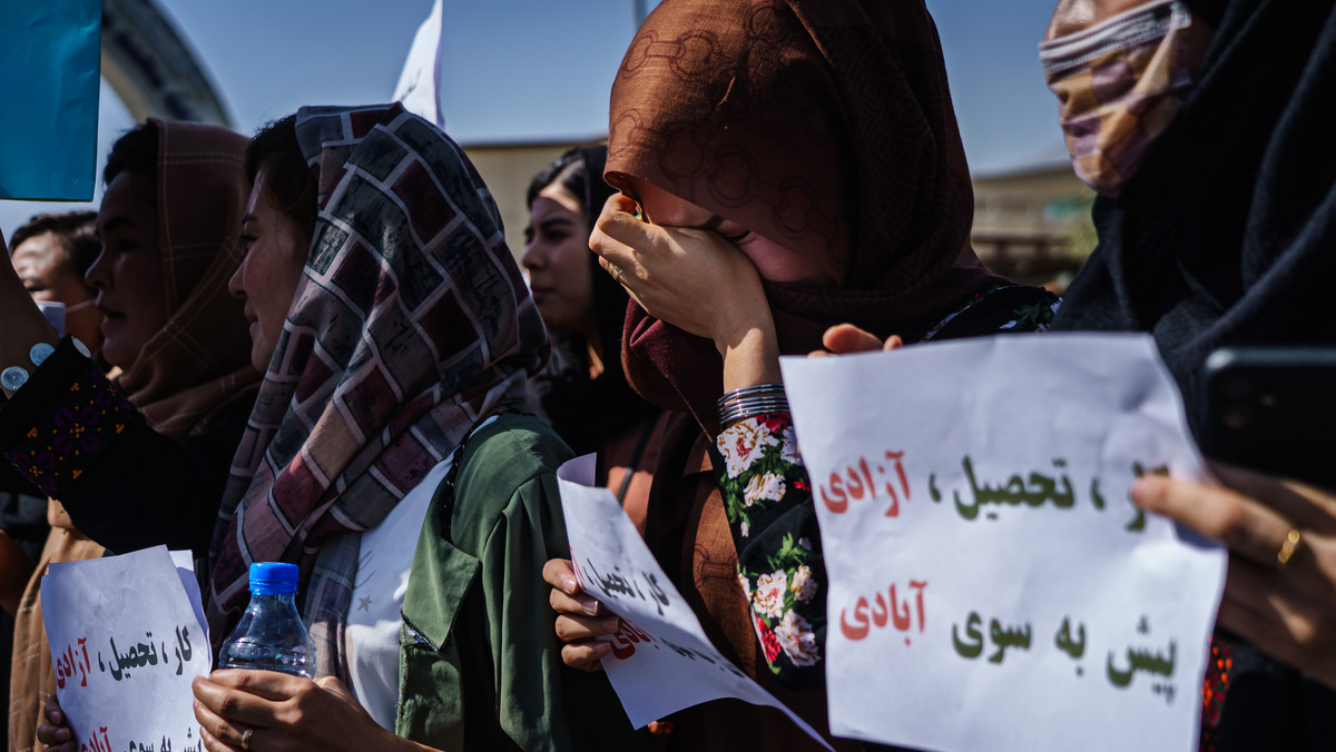 Afganistan. Zakaz nauki dla kobiet na uniwersytecie w Kabulu