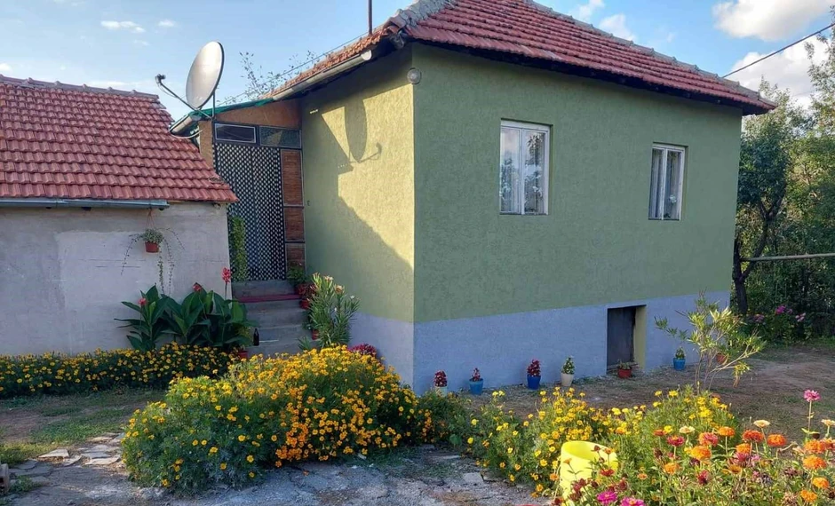 Dodeljena i trihiljadita kuća