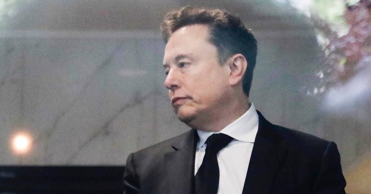 Elon Musk says SpaceX's AI revenue will outpace all its other products ...