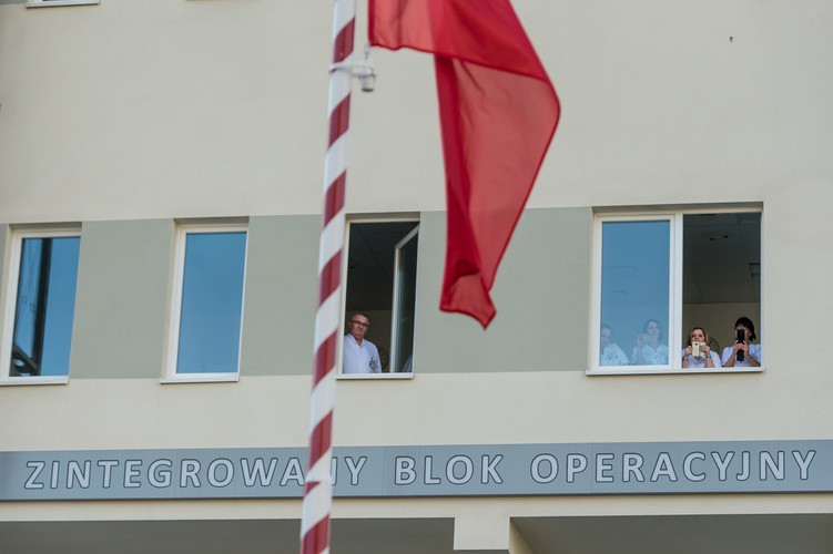NOWY BLOK OPERACYJNY W WOJSKOWYM SZPITALU