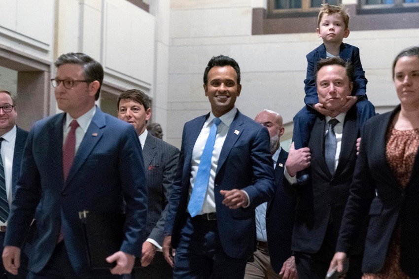 Majk Džonson (L), Vivek Ramasvami i Ilon Mask u Kapitol hilu, Vašington, 5 decembra