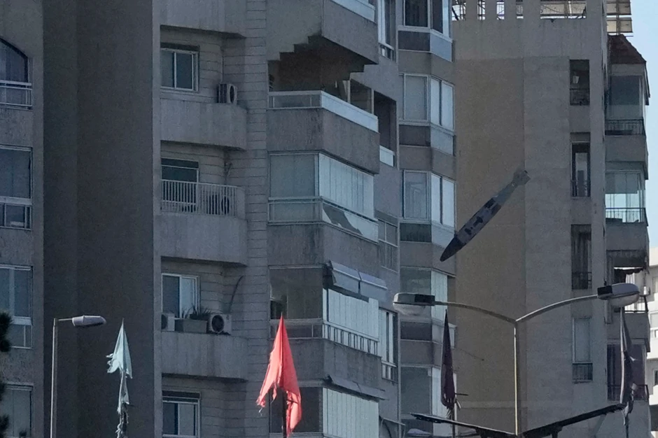 Izraelski napad na zgradu u predgrađu Bejruta Tajuneh 15. novembra