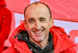 robert kubica krytykuje zmiany w egzaminie na prawo jazdy. "ubezpieczalnie będą miały więcej pracy"