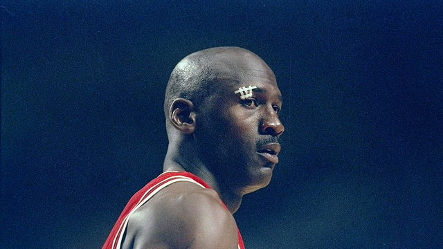Michael Jordan első meccsére szóló jegyért 86 millió forintot fizettek egy aukción