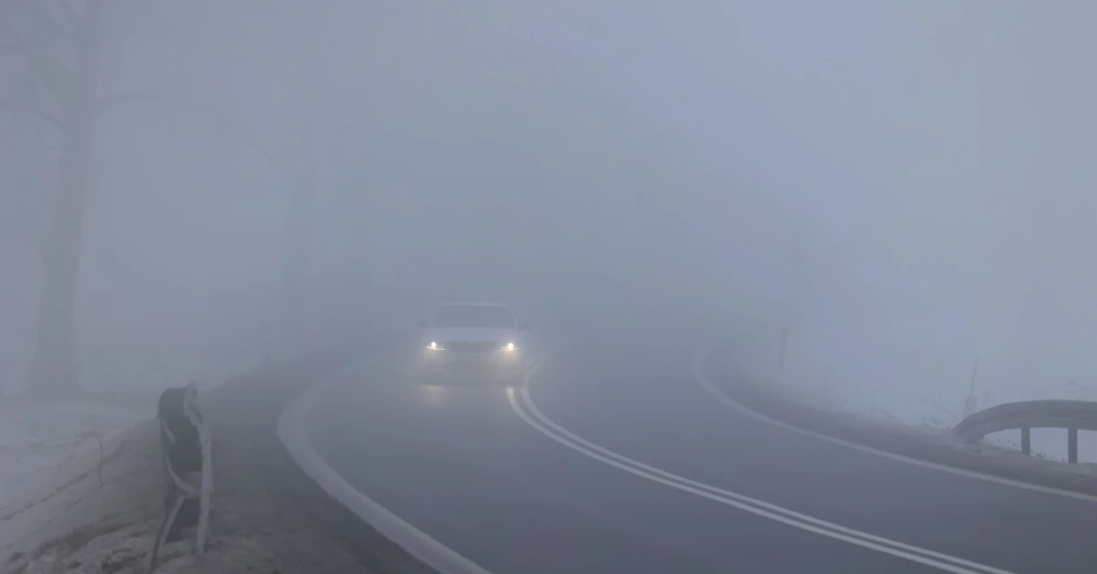 Aura piątku: Polska pod gęstym kocem chmur i mgieł. Prognoza pogody na 5 grudnia