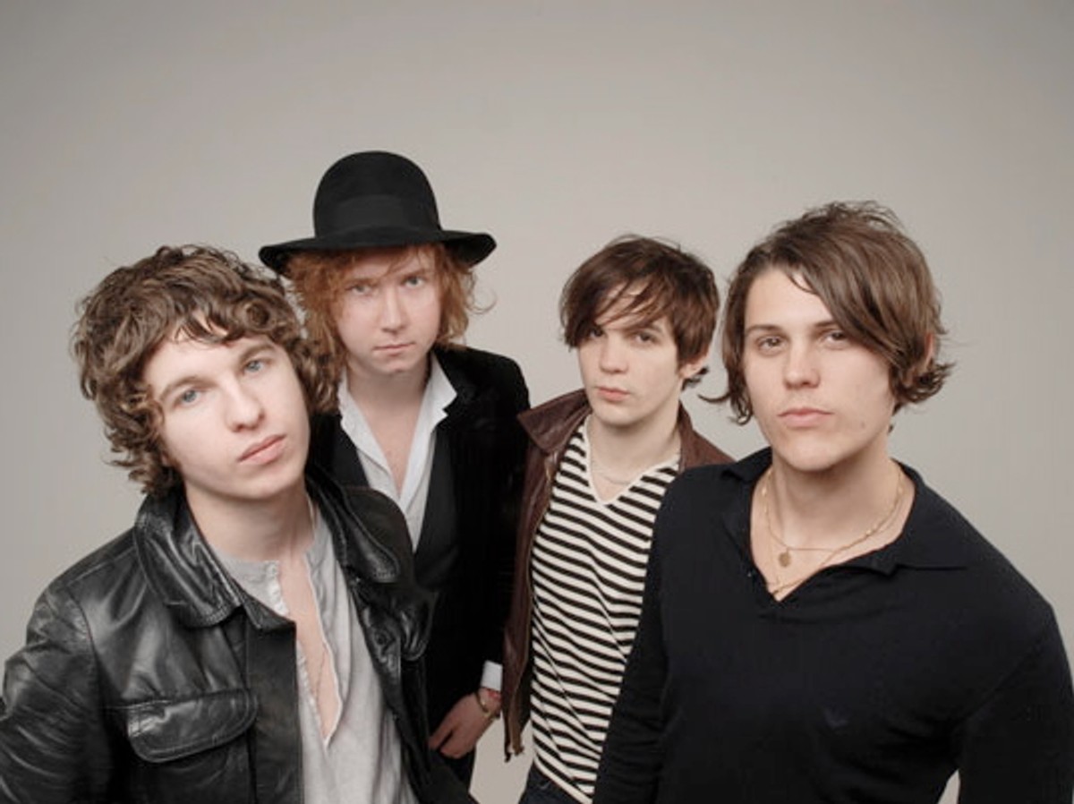 The Kooks z producentem Becka i Air