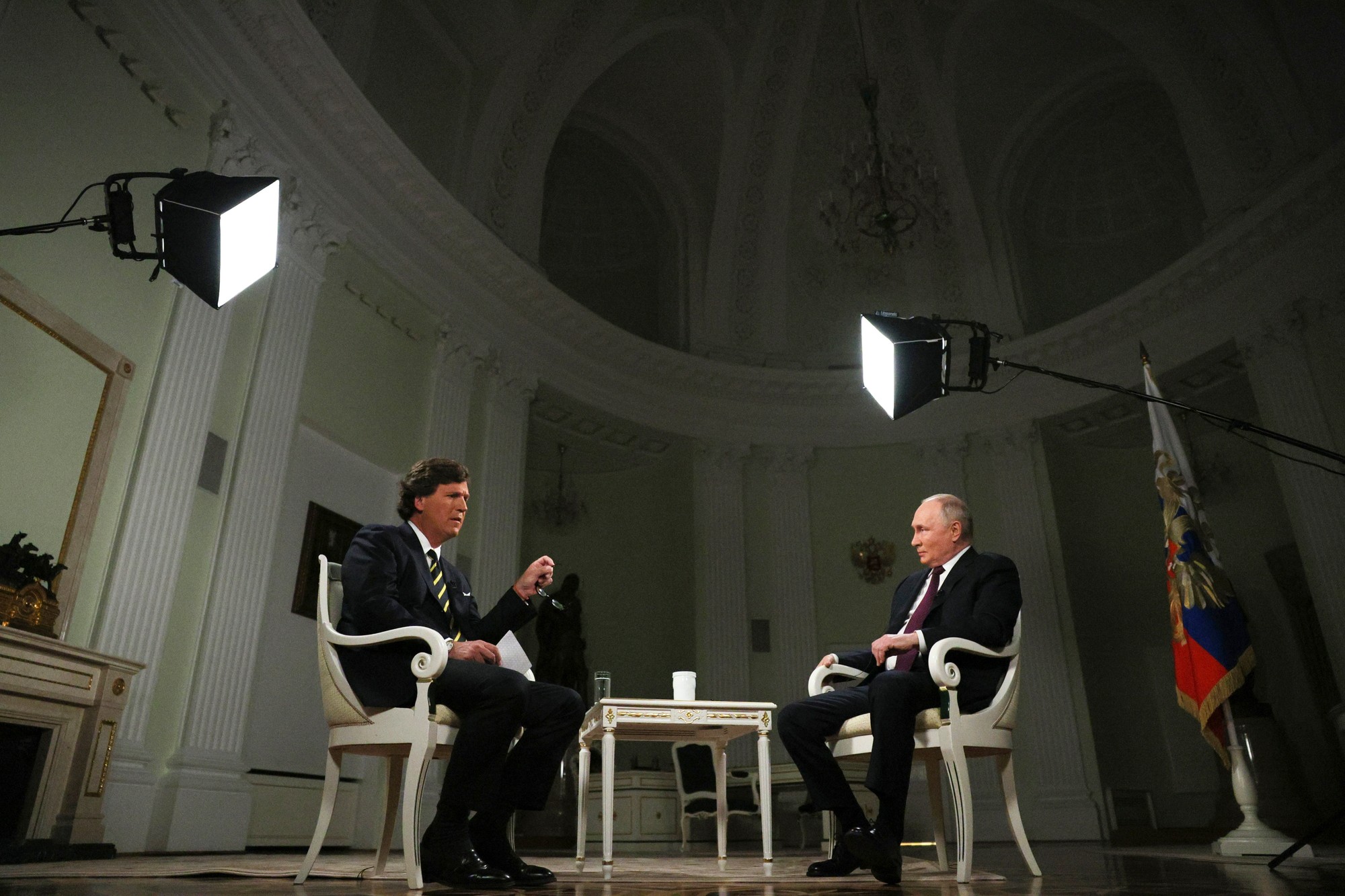 Carlson, bývalý moderátor televízie Fox News, urobil rozhovor s Putinom.