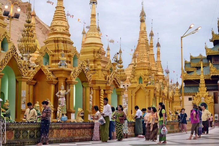 Shwedagon Paya w Rangun