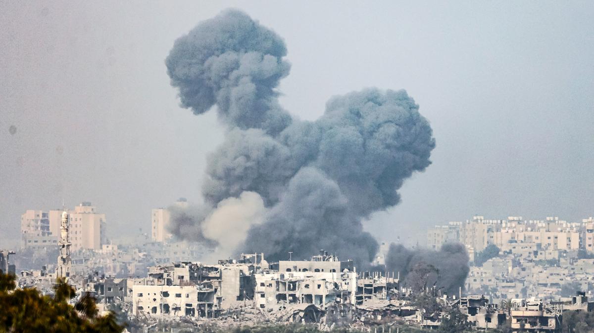 Soha nem látott robbanások – Teljes a káosz Gázában