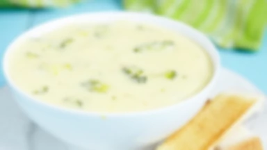 Zupa brokułowo-selerowa - przepis Magdy Gessler