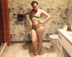 Lena Dunham chwali się nową, szczuplejszą figurą