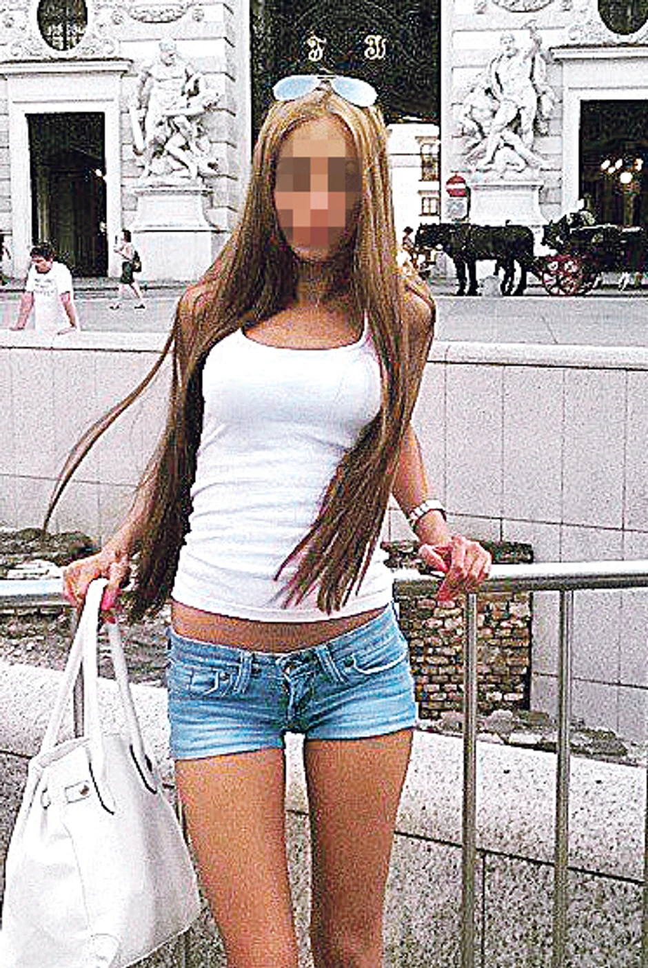 Sekretarice se javljaju na telefon i ugovaraju sastanak