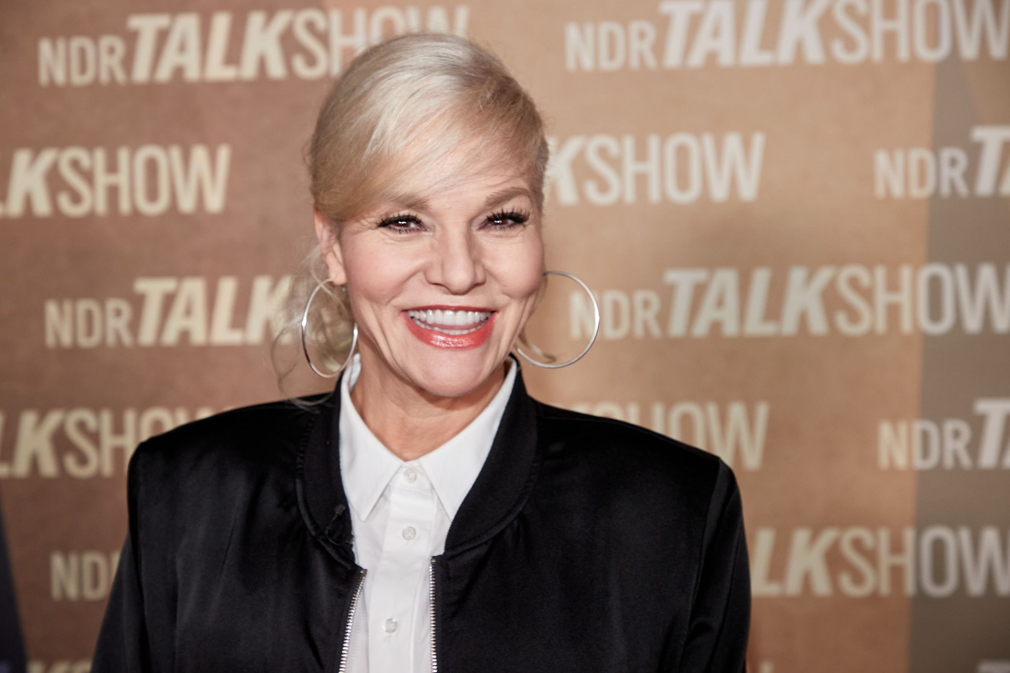 Ina Müller erobert Platz 1 - und schwört beim Songwriting auf Bleistifte