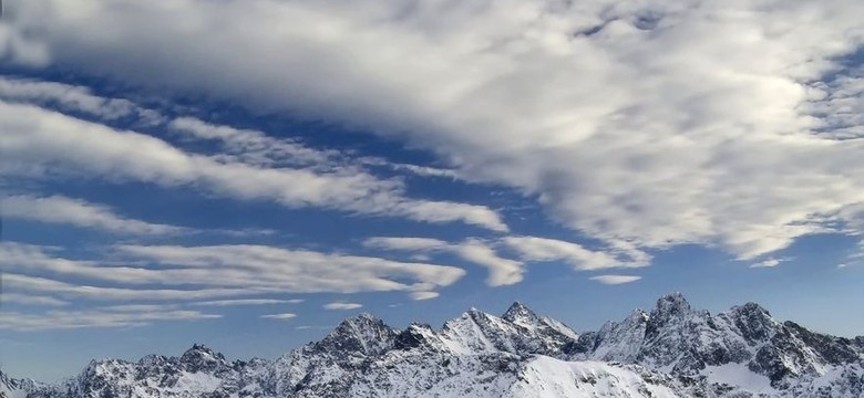Widok z połonin zapiera dech. Można zobaczyć Tatry
