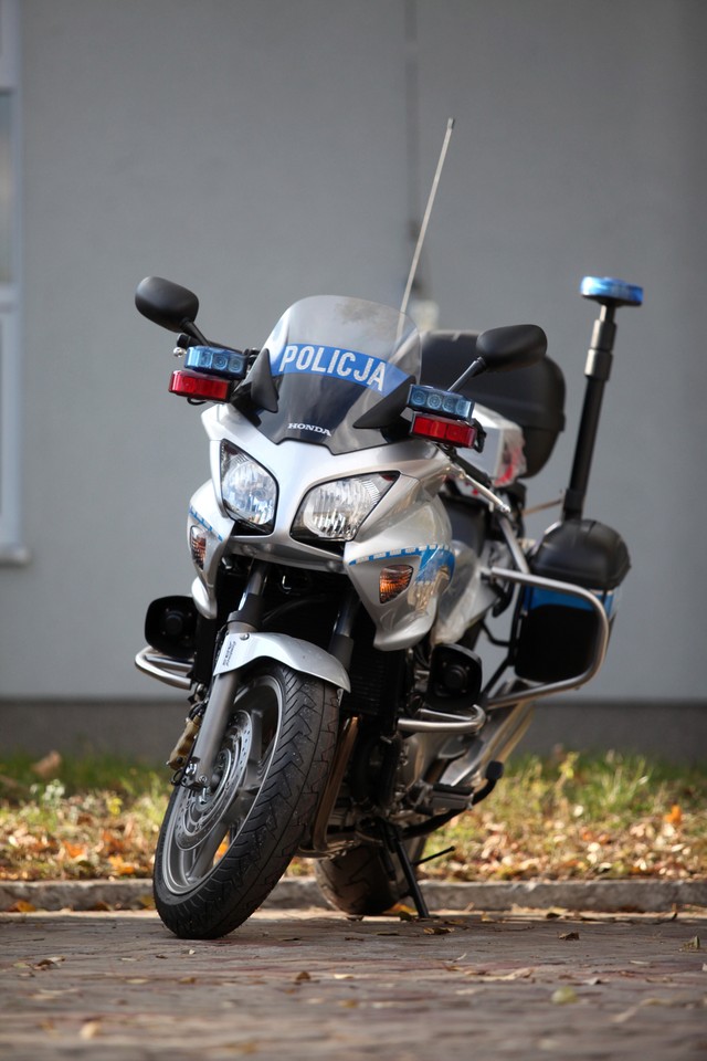 WARSZAWA MOTOCYKLE HONDA CBF 1000 DLA POLICJI