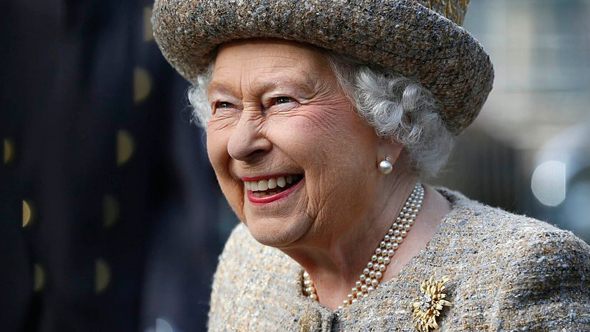 Ciastka z okazji 94. urodzin królowej Elżbiety II. Poznaj przepis