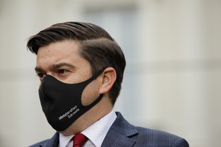 Rezygnujesz ze szczepionki AstraZeneca i co dalej. Rzecznik MZ wyjaśnia