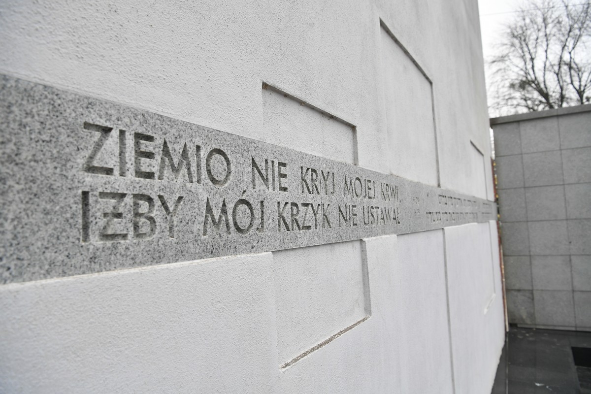 Tablice pamięci Muzeum Getta Warszawskiego, odsłonięto przy ulicy Niskiej i ulicy Stawki, związane są z zagładą ludności żydowskiej z getta warszawskiego.