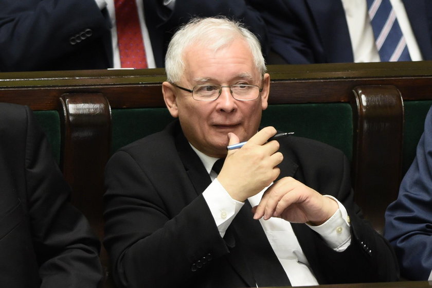 Ostre słowa pod adresem Kaczyńskiego: to socjopata, zagraża polskiej niepodległości