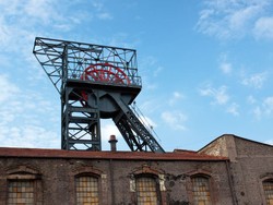 Minister skarbu zapewnia: Jest program dla górnictwa, współpracujemy ze związkowcami