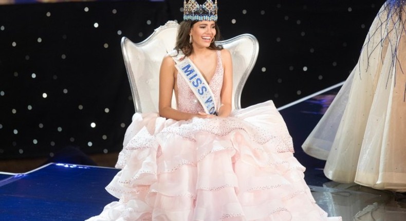 Miss Puerto Rico Stephanie Del Valle was crowned Miss World 2016 at the MGM National Harbor in Oxon Hill, Maryland, on December 18, 2016