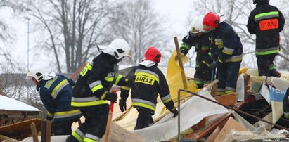 Eksplozja gazu w warsztacie. Przysypany właściciel