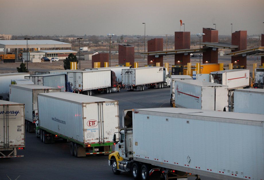 Trucks stand at the international border bridge Zaragoza to cross over to El Paso, Texas, in Ciudad Juarez, Mexico, December 20, 2016.