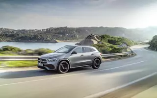 Nowy Mercedes GLA - więcej SUV-a 