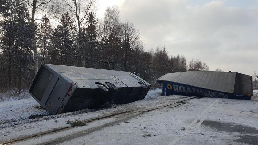 Tragiczny powrót do domu. Rodzice zginęli. Dzieci są ranne