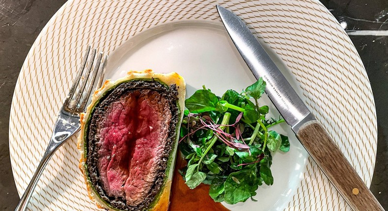 Beef wellington — on the rare side.Marielle Descalsota/Insider