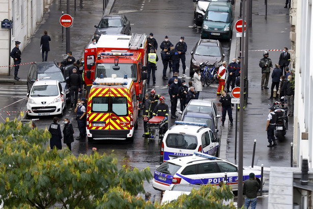 Francja: Atak nożownika w centrum Paryża, domniemany napastnik zatrzymany