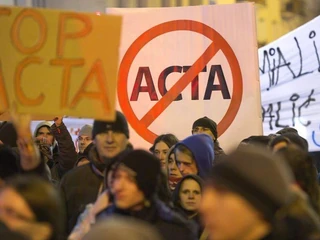 prostest acta warszawa