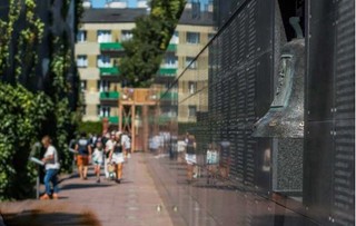 Oni odchodzą, pamięć pozostaje