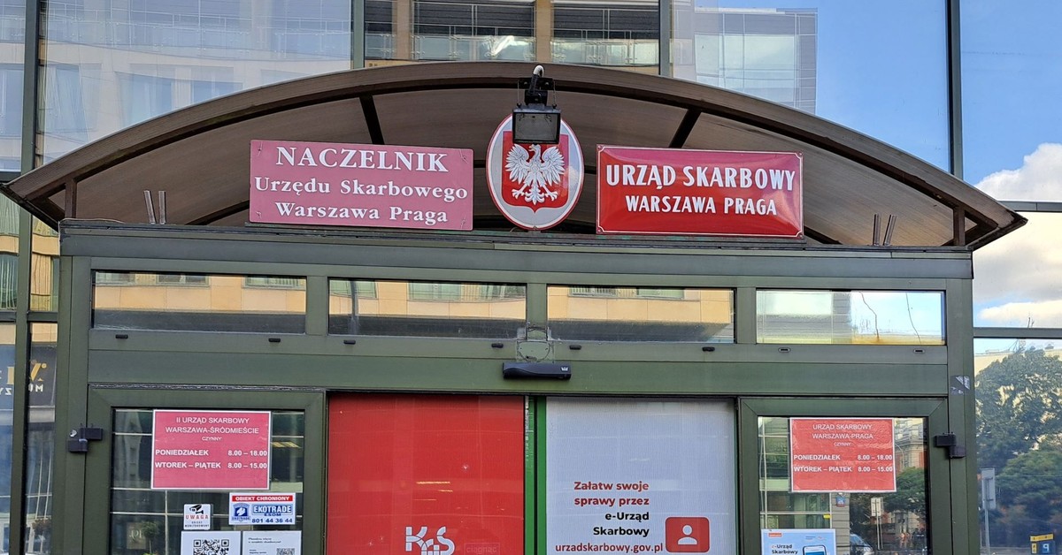 Urząd skarbowy dobierze się z tego powodu do naszych pensji. Niektórym obetnie wynagrodzenie