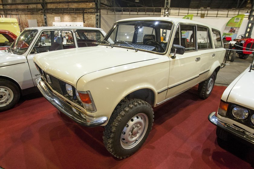 Katowice. Muzeum Hutnictwa Cynku. 100-lecie polskiej motoryzacji. Wystawa