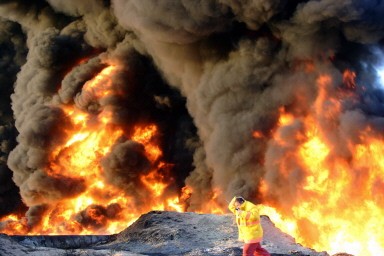 IRAQ-UNREST-PIPELINE-FIRE