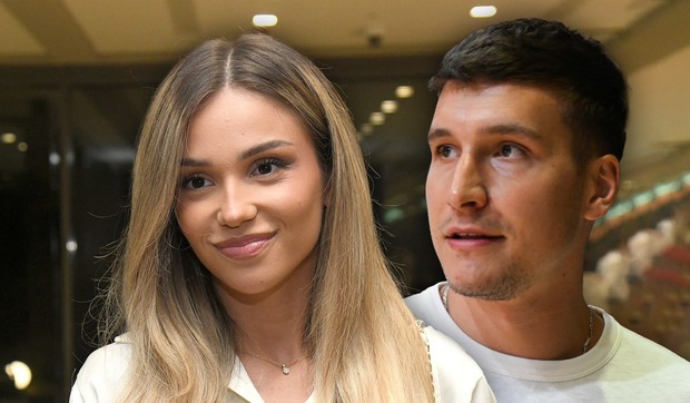 Breskvica i Bogdan Bogdanović