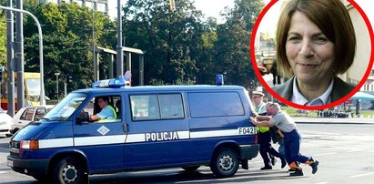 Pitera limuzyną, policja "na popych"