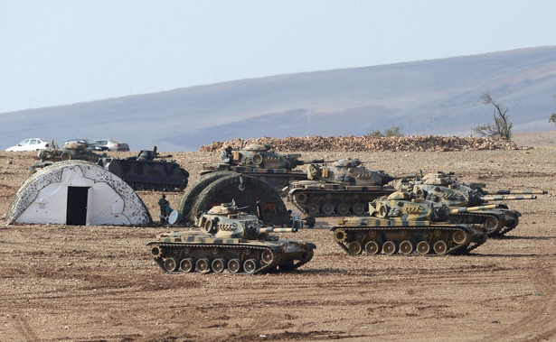 Tureckie wojsko na granicy z Syrią