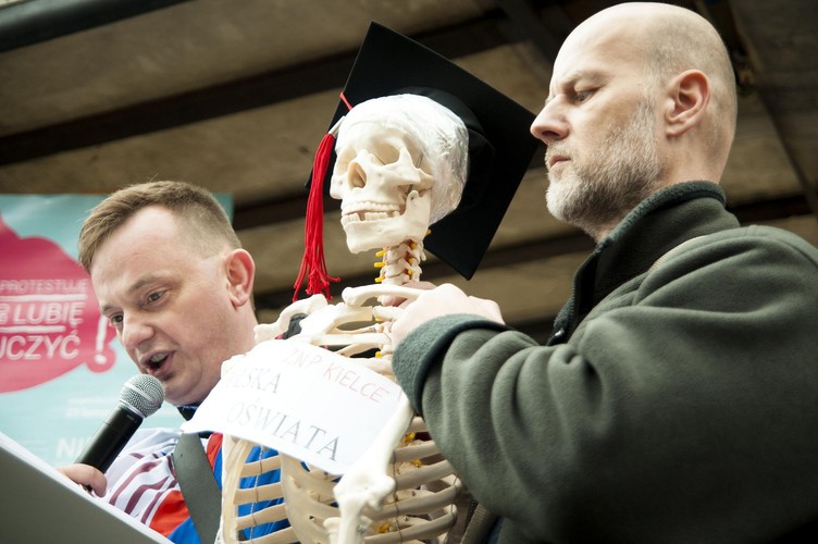 Manifestacja nauczycieli w Warszawie