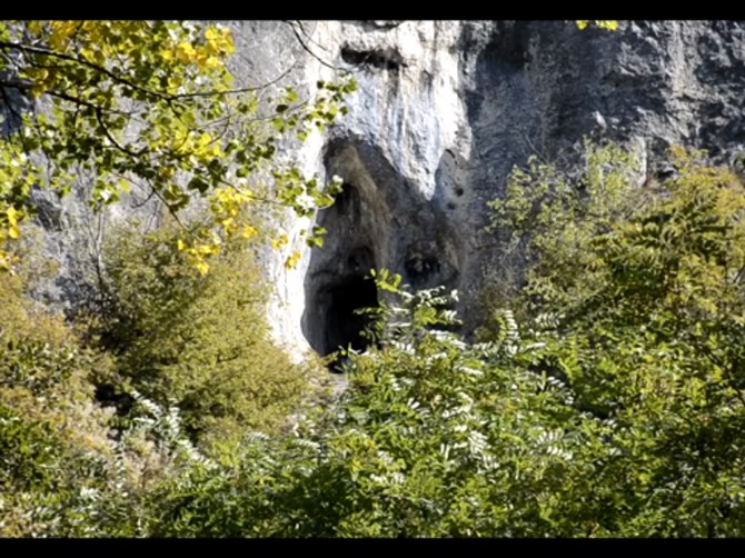 Bogorodica u steni