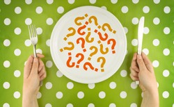 Częstsze jedzenie w ciągu dnia wcale nie musi sprzyjać odchudzaniu. Oto, od czego naprawdę tyją Polacy!