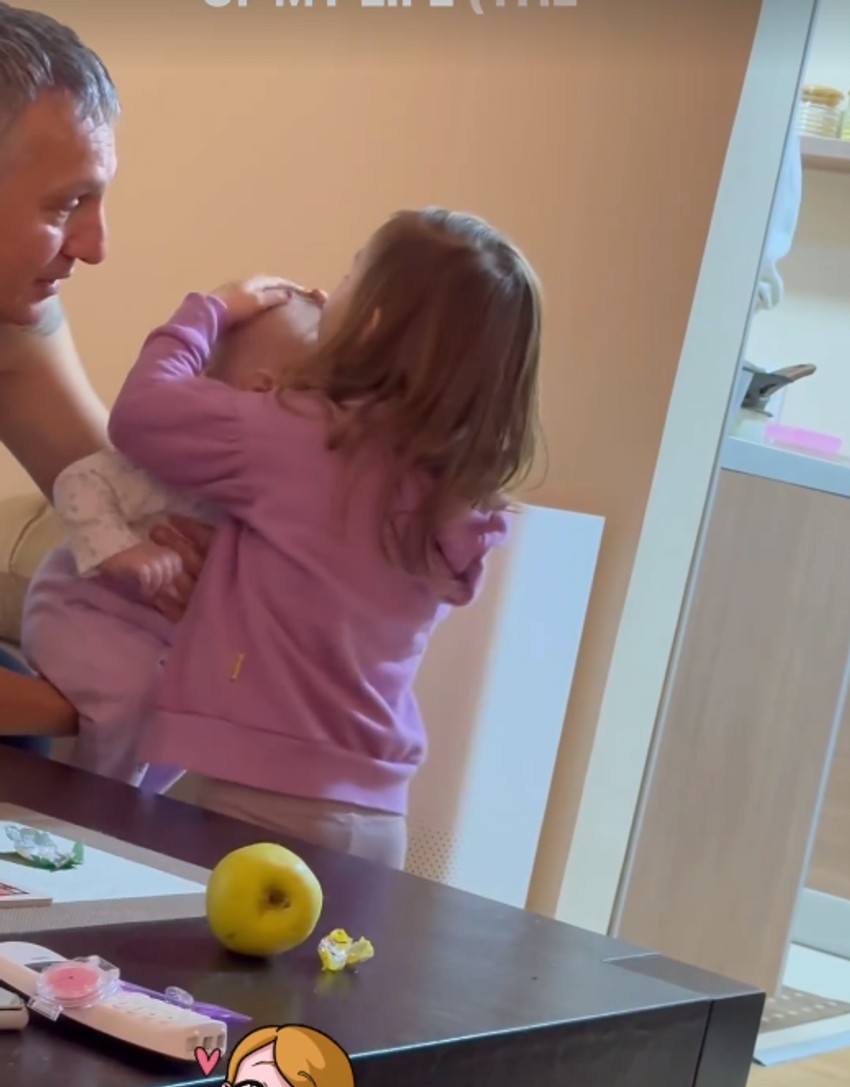 Gagi Đogani sa unukama