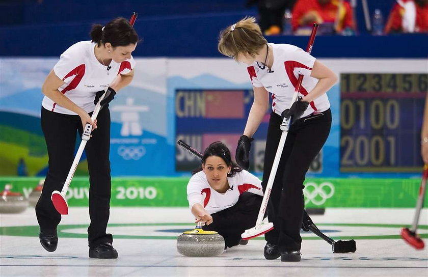 Seksowna curlerka pokazała swe ciało