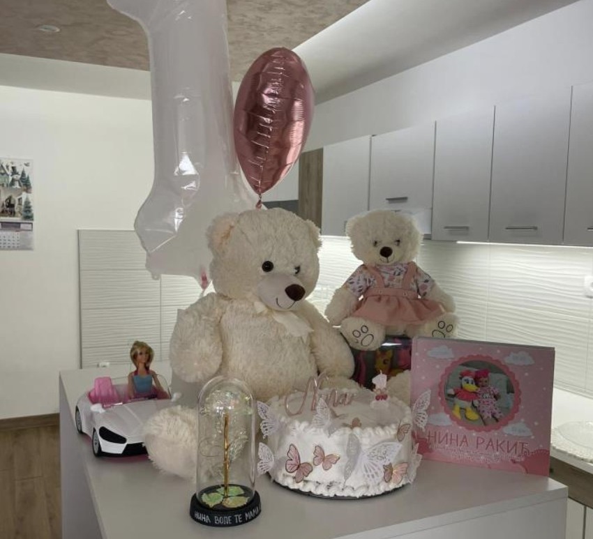 Mama pripremila sve za 1. rođendan koji Nina nije dočekala
