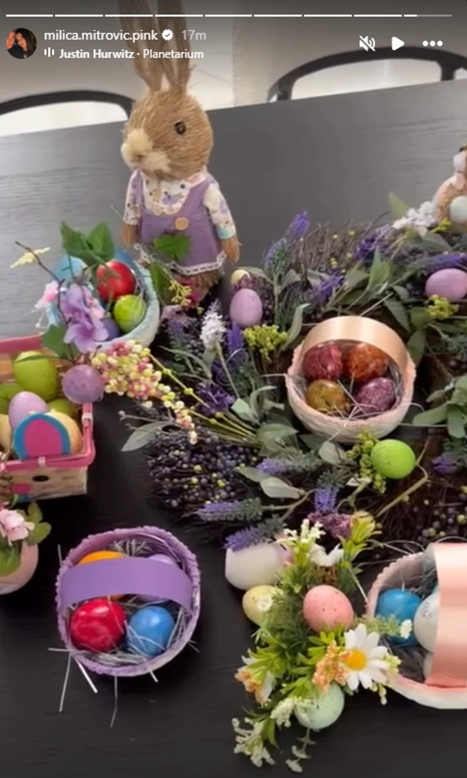 Milica Mitrović ofarbala jaja