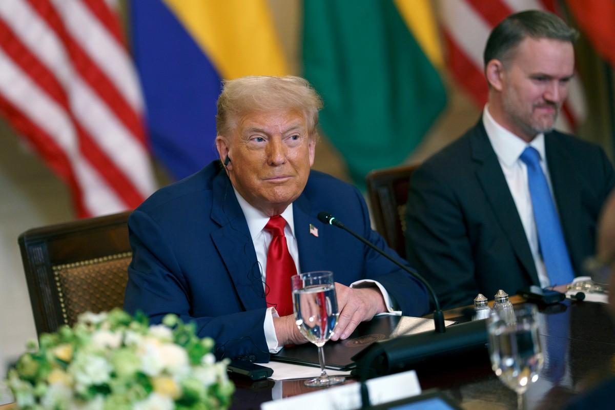 Trump ogłosił 30-procentowe cła na dobra importowane z Unii Europejskiej i Meksyku